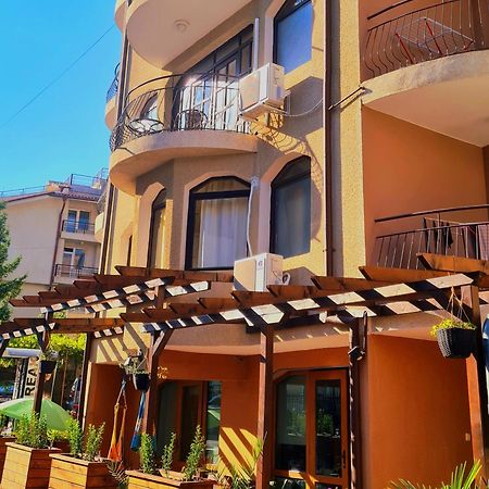 Алми Almi Hotel Sveti Vlas Exterior photo