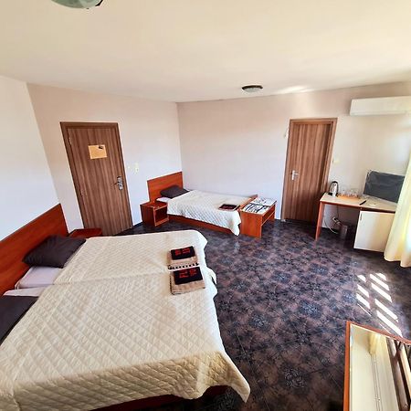 Алми Almi Hotel Sveti Vlas Exterior photo