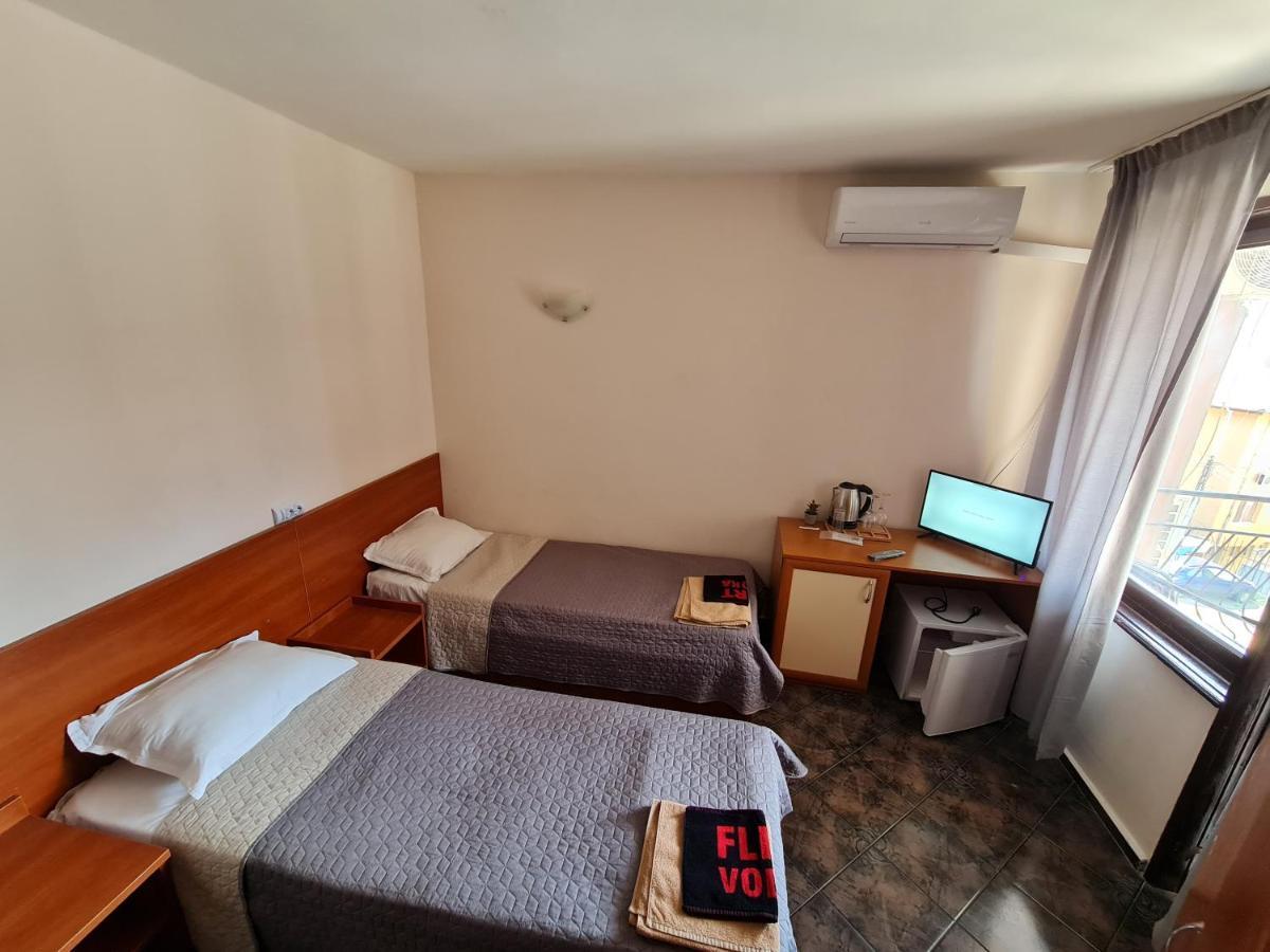 Алми Almi Hotel Sveti Vlas Exterior photo