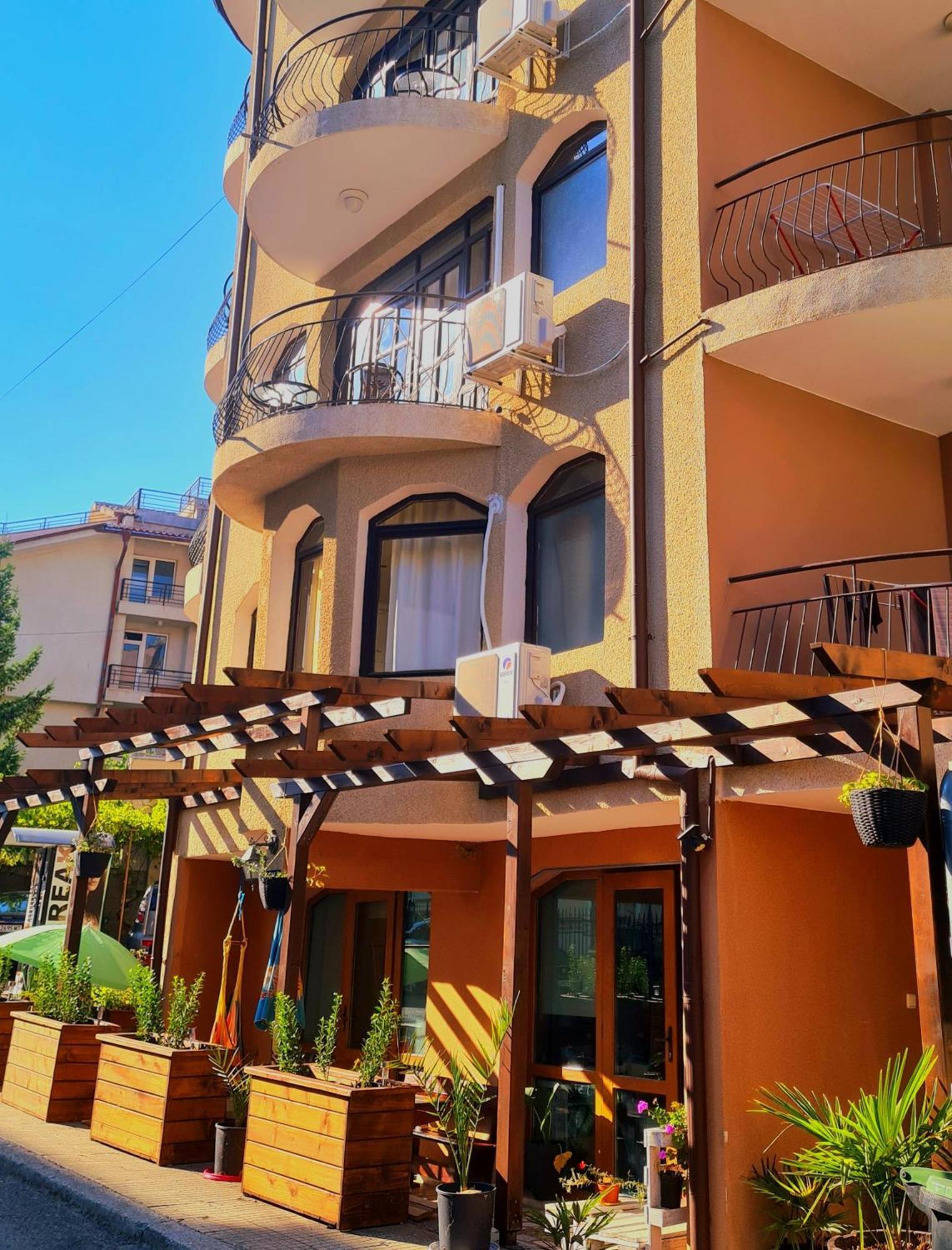 Алми Almi Hotel Sveti Vlas Exterior photo