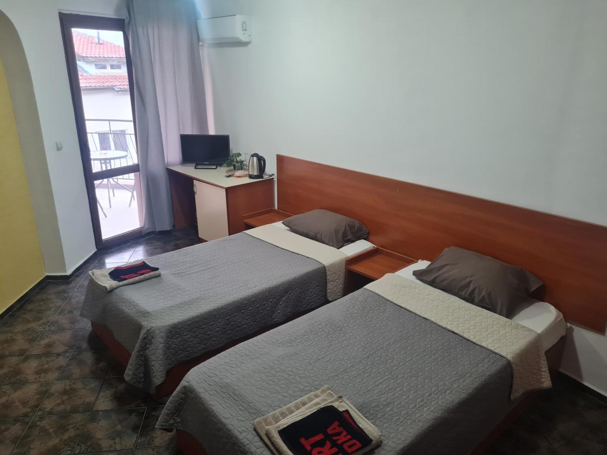 Алми Almi Hotel Sveti Vlas Exterior photo