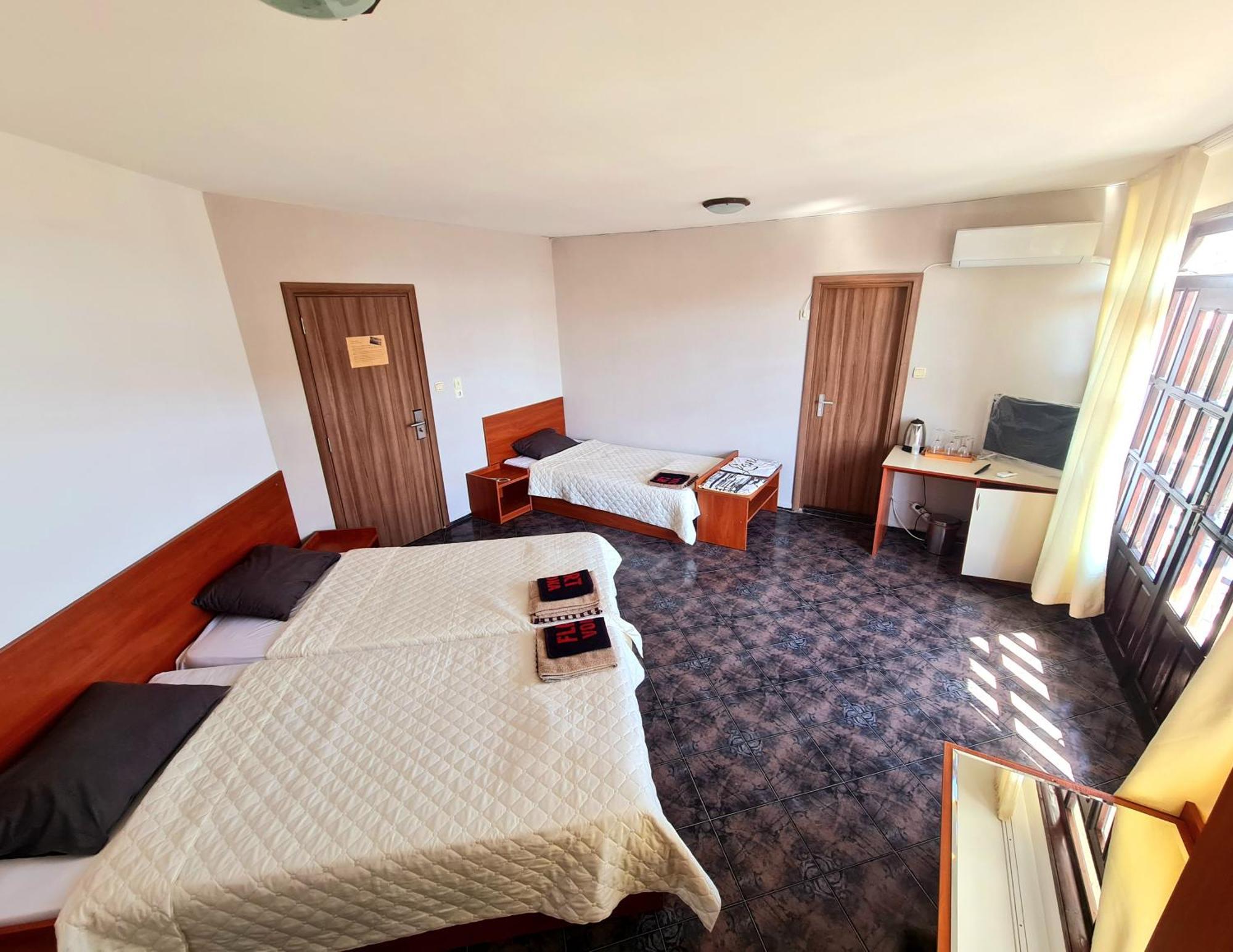 Алми Almi Hotel Sveti Vlas Exterior photo