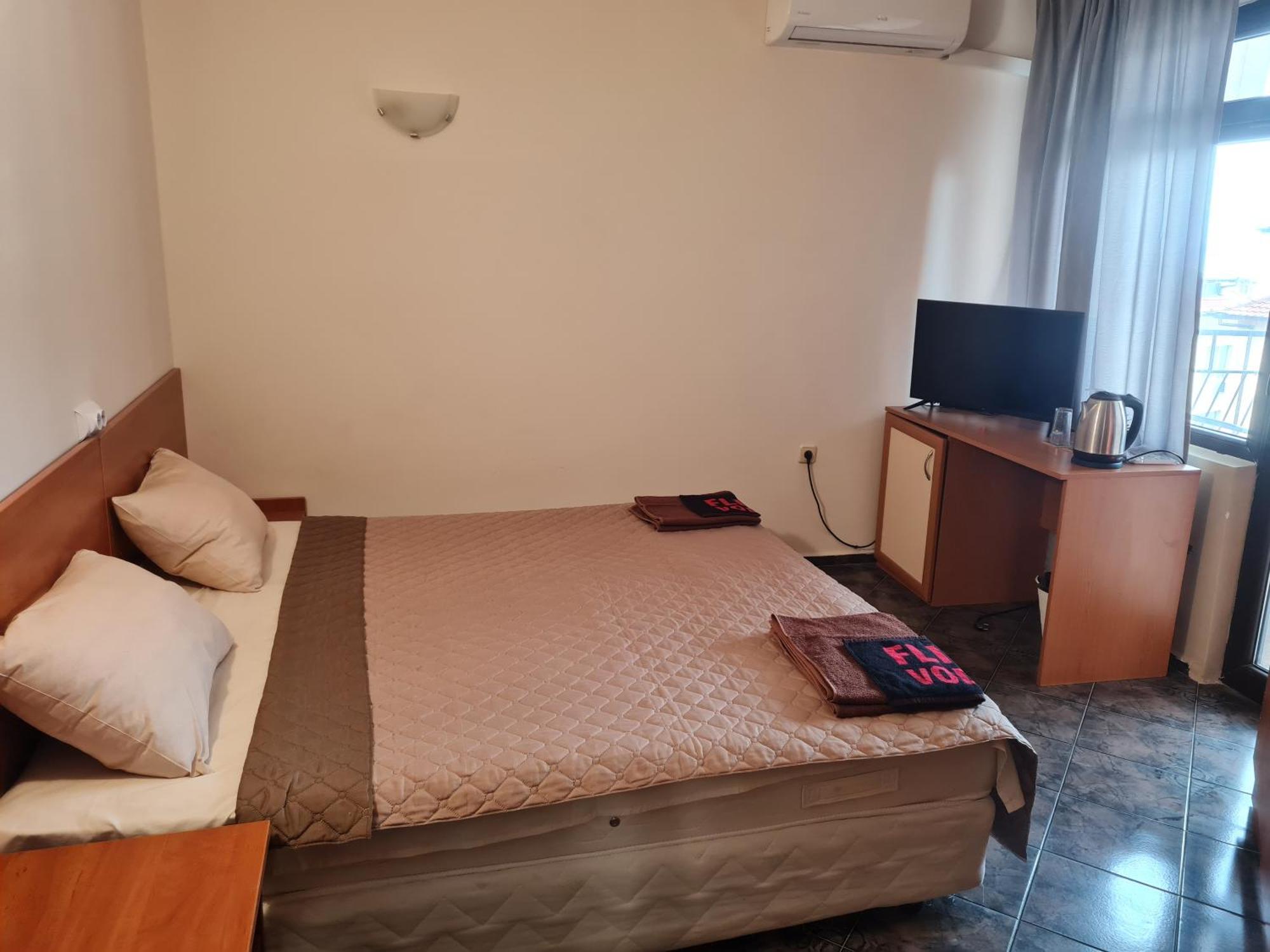 Алми Almi Hotel Sveti Vlas Exterior photo